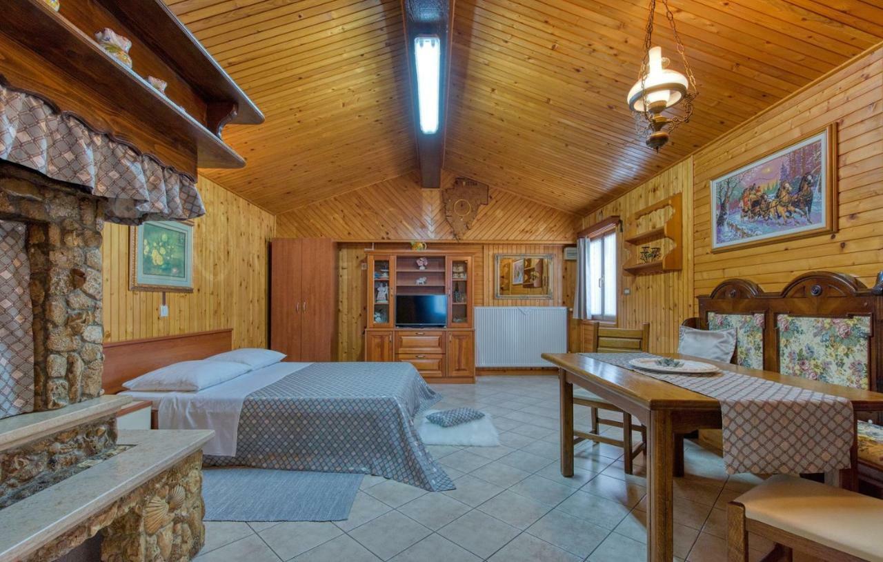 Cottage Nilda I Musalez Buitenkant foto