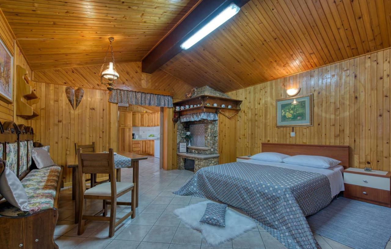 Cottage Nilda I Musalez Buitenkant foto
