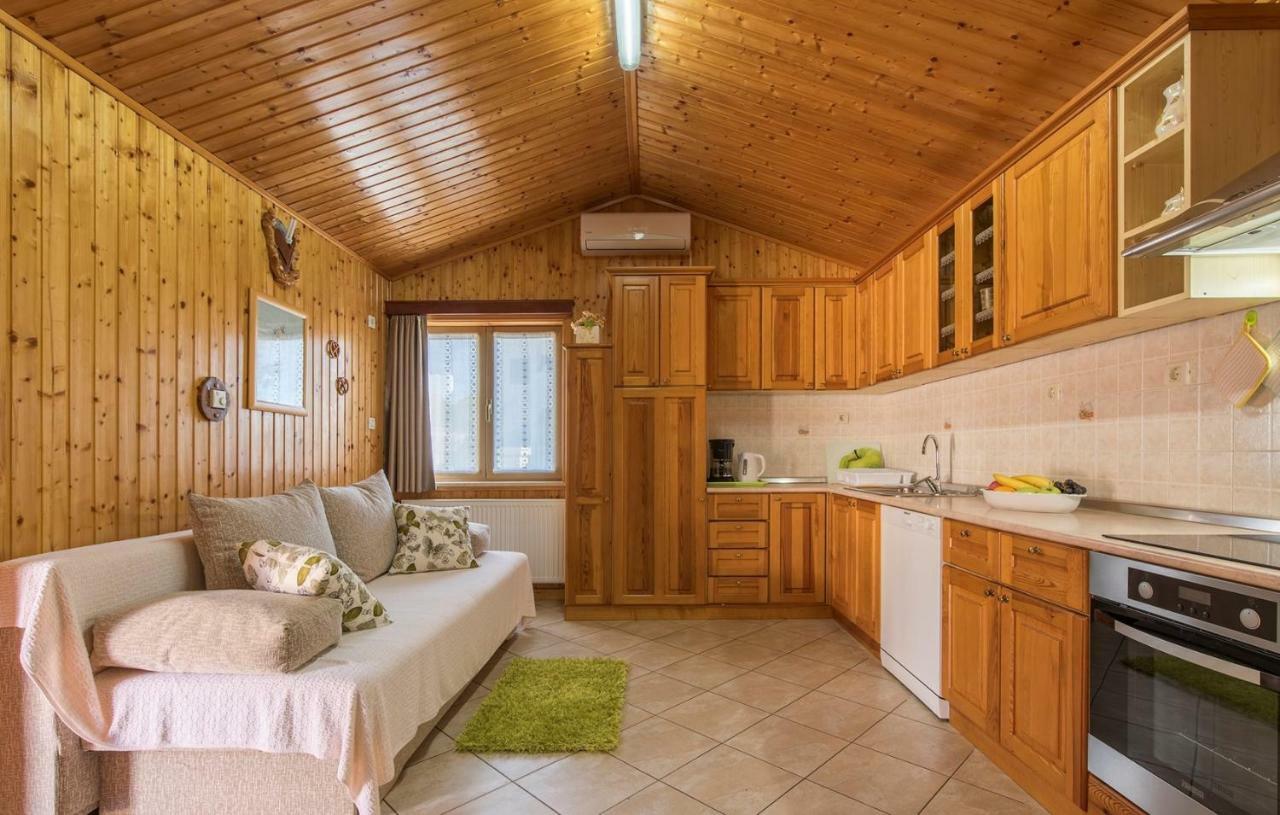 Cottage Nilda I Musalez Buitenkant foto